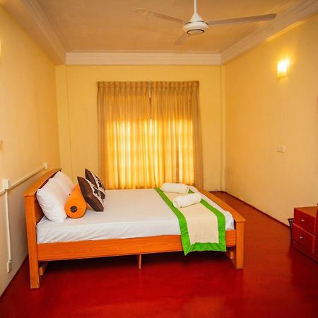 Sunbloom Inn كاندي المظهر الخارجي الصورة