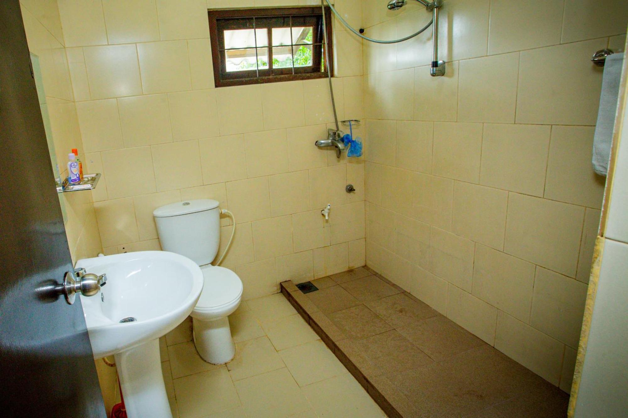 Sunbloom Inn كاندي المظهر الخارجي الصورة